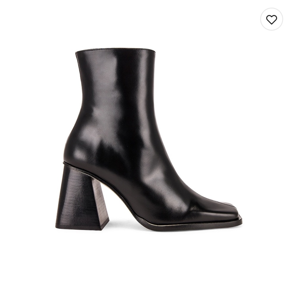 Alohas South Boot in Total Black Size 39